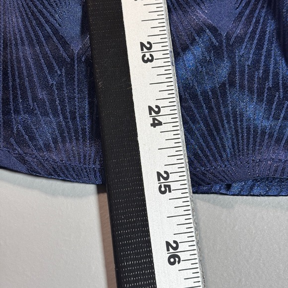 NWT Cure Women's Short Sleeve Button Down Shirt Size Medium, Blue Pattern - Picture 10 of 12